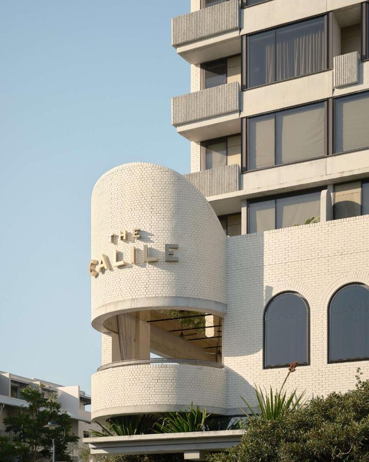 The Calile Hotel Brisbane Eksteriør billede The building's name on the corner of the building